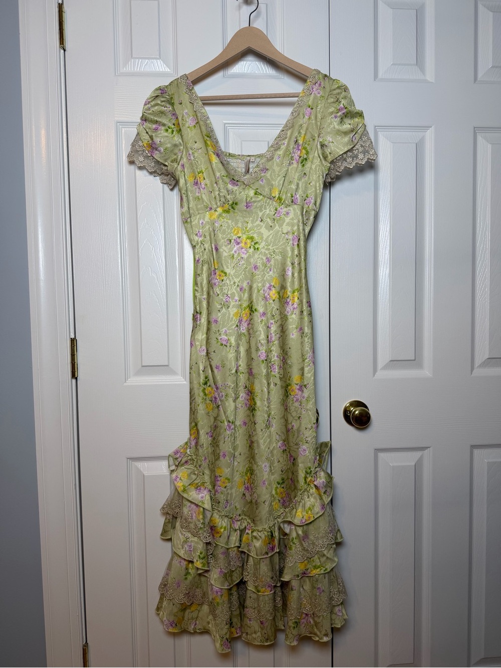 NWT Lait Collection cottagecore gown  Floral Maxi Dress with Ruffle Hem